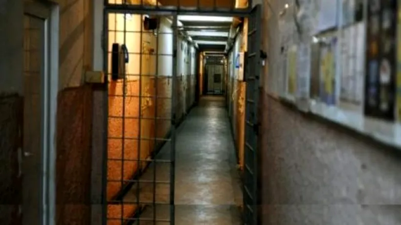 Focar de coronavirus în Penitenciarul Mioveni. Mai mulți polițiști, testați pozitiv! Care este starea deținuților