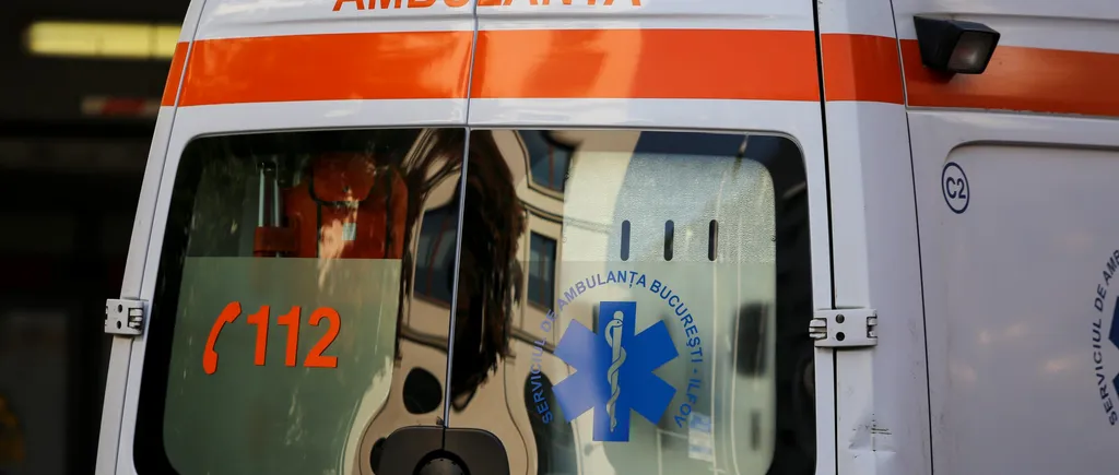 Accident violent la Sibiu. Patru persoane au fost rănite după ce două microbuze și un autoturism au intrat în coliziune. Trafic îngreunat în zonă