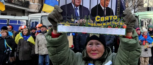 CRIZA DIN UCRAINA. UE a blocat averile a 18 oficiali ucraineni, printre care Ianukovici și Azarov