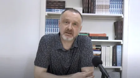 Lider AUR: Romii sunt o „plagă socială” iar „bărbaţii nu caută în femeie luciditatea”. Motivul pentru care a fost dat afară din Uniunea Scriitorilor