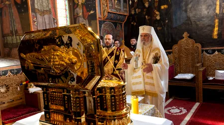 Patriarhul Daniel a sfințit azi racla cu moaștele Sfântului Apostol Andrei, ocrotitorul României