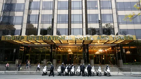 O mașină a intrat în holul turnului lui Donald Trump, din New York. Bilanț: 3 răniți - VIDEO