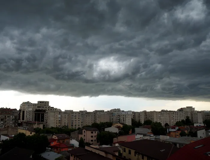 S-a instalat iarna definitiv sau asistăm doar la un episod trecător de vreme rea Ce se întâmplă cu temperaturile în zilele următoare