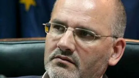 Dăncilă îl amenință cu demiterea pe șeful CNAIR