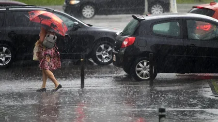 Cod galben și cod portocaliu de ploi și furtuni în mai multe județe din România. Prognoza meteo pentru luna iunie