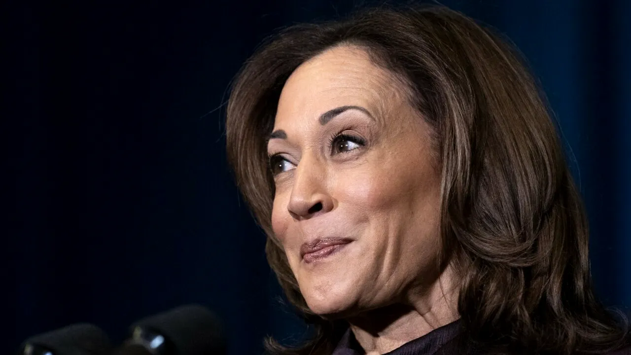 Fostul vicepreședinte american Kamala Harris îl atacă pe consilierul actualului lider SUA Elon Musk. Ea invită lumea să își amintească de anii 1930