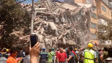 Peste 200 de morți în urma cutremurului de 7,1 grade în Mexic. O școală s-a prăbușit peste copii. UPDATE