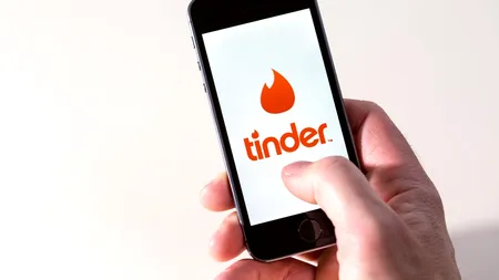 Un bărbat din SUA a fost înjunghiat de o femeie cunoscută pe Tinder. Agresoarea a fost arestată de polițiști