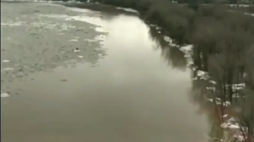 Avertizare cod galben de inundații locale și viituri, în Caraș-Severin, Mehedinți și Timiș