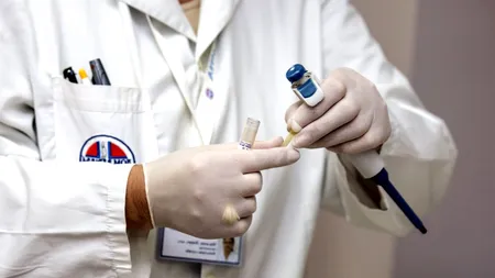 Tehnologie inovatoare descoperită de cercetătorii britanici. Poate reduce la jumătate durata de identificare a mutațiilor coronavirusului