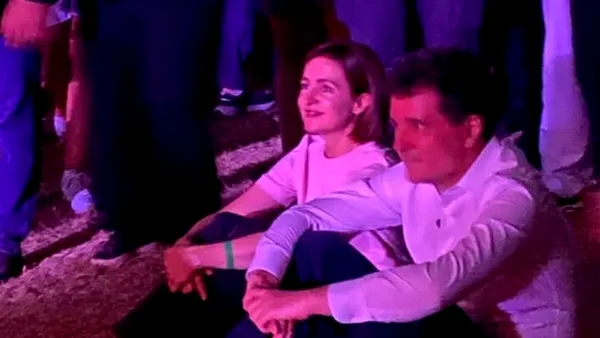 Întâlnire privată Maia Sandu-Nicușor Dan în Moldova. Cei doi președinți au împărțit „aceeași pătură” la ”Festivalul Lupilor” din Orhei