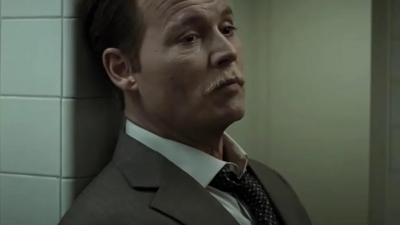 LOVITURĂ pentru Johnny DEPP. Filmul său NU va fi lansat prea curând în cinematografe