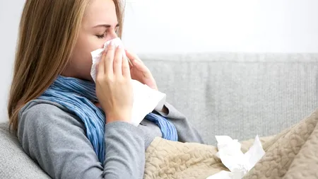 CORONAVIRUS. Câți pacienți testați pozitiv cu Covid-19 dezvoltă simptome