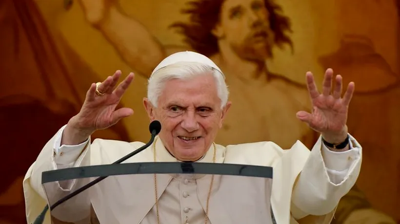 Benedict al XVI-lea a afirmat că demisia sa i-a fost inspirată de Dumnezeu