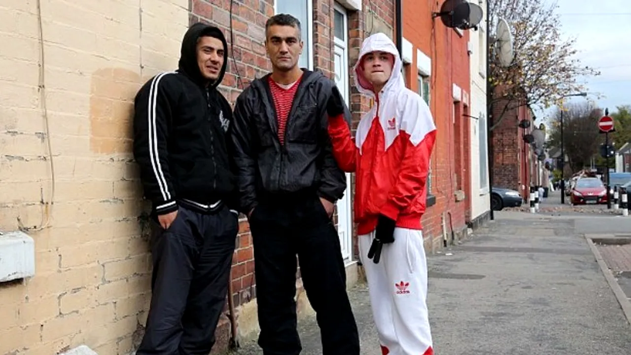 FT: Eforturile lui Cameron în domeniul migrării, afectate de creșterea imigrației din state UE 