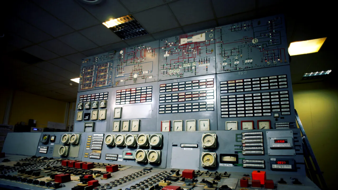 Un buncăr nuclear construit în anii ’60, scos la licitație. Care este prețul de pornire