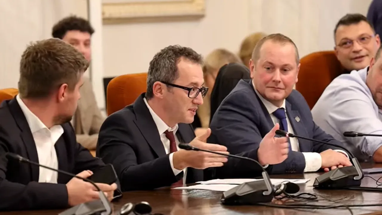 Audierea miniștrilor din guvernul Niculescu continuă: Alexandru Stoica, Florin Barbu, Dumitru Chisăliță, Radu Oprea, Daniel Zamfir, aviz favorabil. Începe audierea ministrului pentru Inteligență Artificială