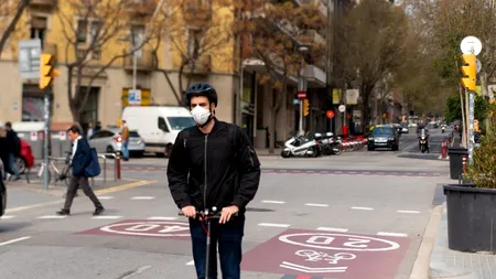 CORONAVIRUS. Țara europeană în care măștile vor deveni obligatorii chiar și pe stradă