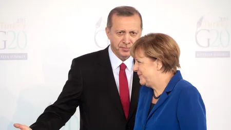 Erdogan o acuză pe Angela Merkel că susține 