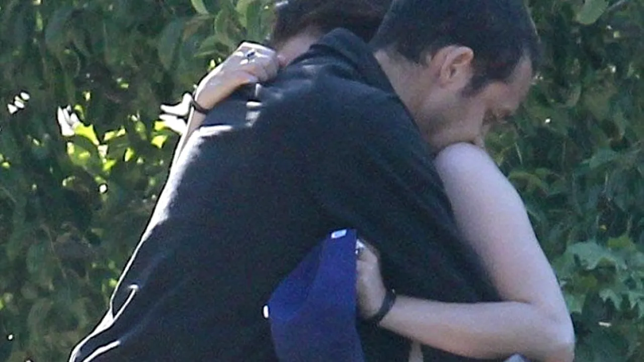 Fotografiile care dovedesc relația dintre Kristen Stewart și regizorul Rupert Sanders