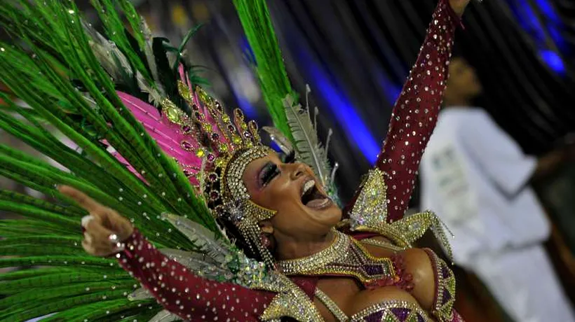 VIDEO. Carnavalul de la Rio, în plină desfășurare. Dansatorii de samba au luat străzile cu asalt