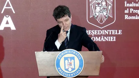Discurs scăpat de sub control la Cotroceni. Nicuşor Dan s-a încurcat în foi, şi-a amestecat ideile şi la un moment dat nu s-a mai înţeles nimic, spre disperarea sălii. Gândul a realizat un top al greşelilor preşedintelui, la un eveniment dedicat, culmea - dezinformării