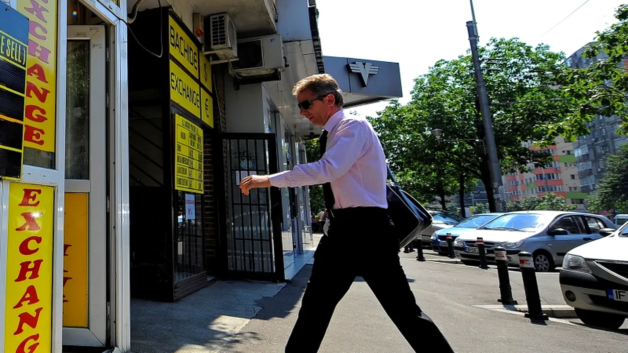 Cursul BNR anunțat luni este de 4,5219 lei/euro, apropiat de cel de vineri