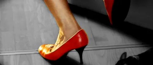 Pantofii cu toc, interziși în Rusia, la propunerea unui deputat: Colegele mele deja nu mai vorbesc cu mine
