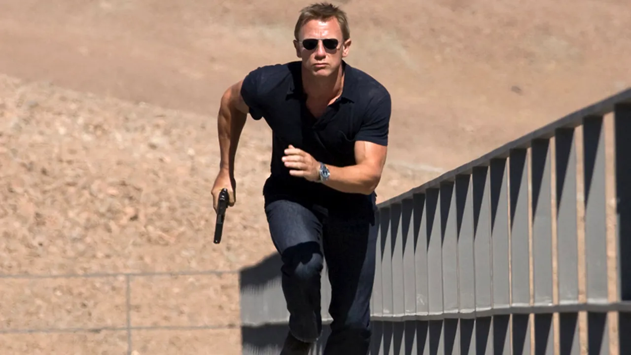 Daniel Craig, complice la un furt. 