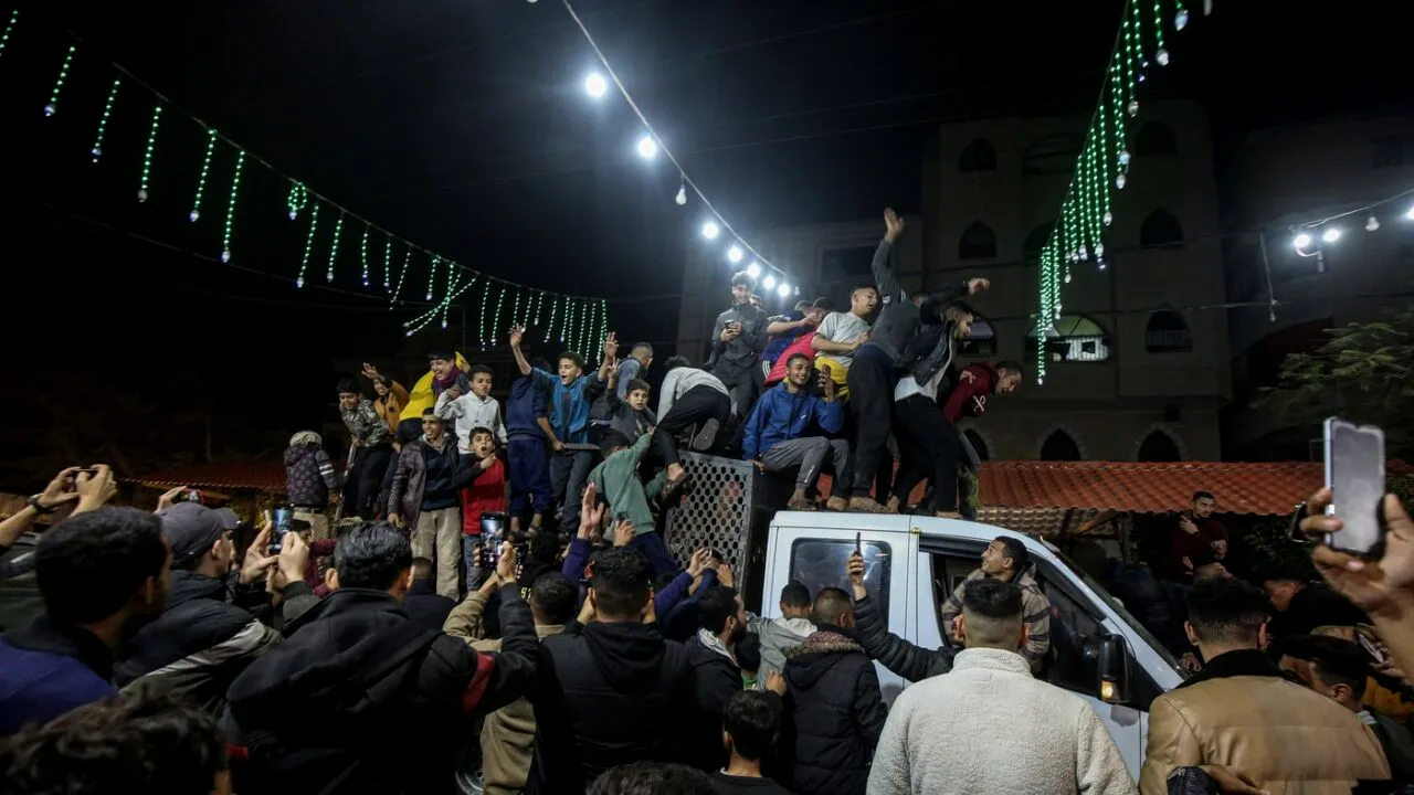 Premierul Qatarului anunță când va intra în vigoare ARMISTIȚIUL în Gaza /Liderul Hamas: ”Israelul nu și-a atins obiectivele”