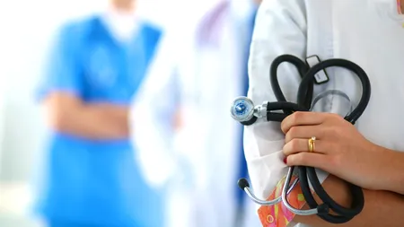 Salariile medicilor vor CREȘTE de la 1 august. Câți lei vor primi în plus / Anunțul de ultimă oră al Ministerului Muncii