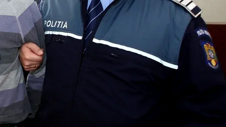 Trei persoane din Bihor, între care fiul unui primar PDL, cercetate pentru trafic de droguri