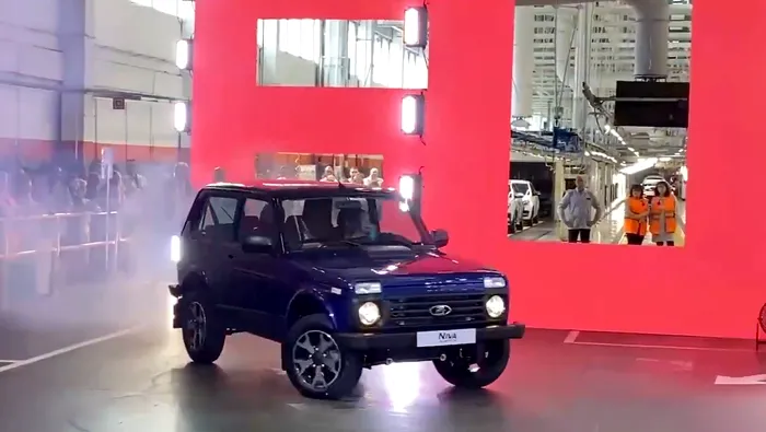 Lada Niva - Foto: X/@MashaVaha
