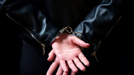 Furt de lux în Sectorul 1 din Capitală. O femeie a fost reținută după dispariția unui ceas din aur, evaluat la 175.000 de euro