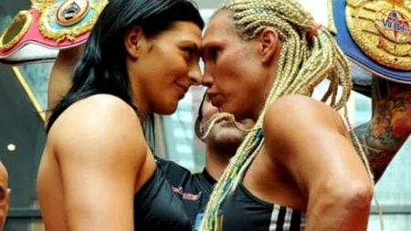 VIDEO: Gest surprinzător înaintea unui meci de box