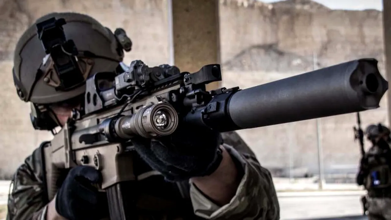 DOUĂ EXPLOZII s-au auzit în timpul operațiunii speciale a poliției la Bruxelles