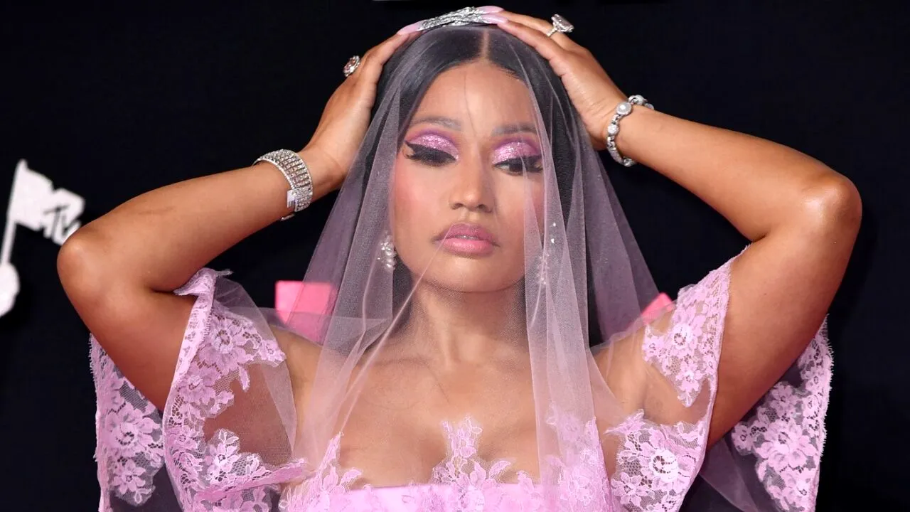 Nicki Minaj și-a ANULAT concertul din România, cu doar trei ore înainte de a urca pe scena Saga Festival. Motivul invocat, de neînțeles pentru fani