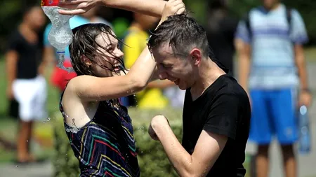 VREMEA. Astăzi se vor înregistra temperaturi maxime de peste 40 de grade. Canicula va atinge momentul de vârf. Cele mai afectate zone