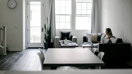 Chiriile au ajuns mai mari decât ratele bancare. AVERTISMENTUL economiștilor pentru cei care vor să facă un credit pentru o locuință