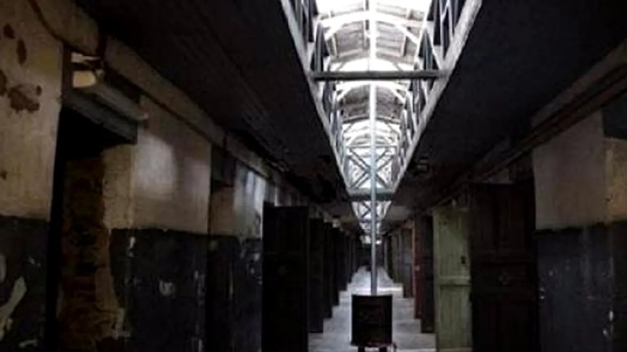 Cel puțin 25 de deținuți au murit în timpul unei revolte într-un penitenciar din Brazilia. 7 au fost decapitați