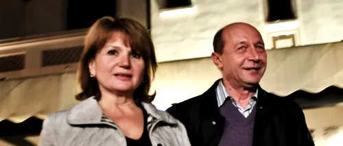 Traian Băsescu și soția sa - la un restaurant din Sfântu Gheorghe pentru a mânca gulaș