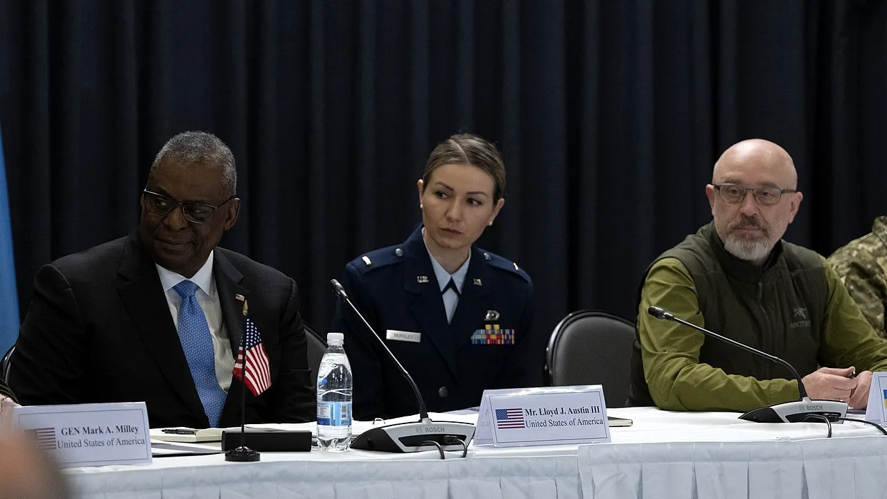 UPDATE| Ziua 558 de război: Zelenski l-a demis pe ministrul Apărării. Oleksii Reznikov, acuzat de fapte de corupție