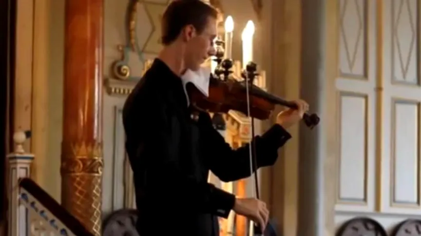 VIDEO. Ce face un violonist întrerupt din public de un telefon mobil