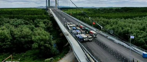 Ultimul test de încercare. Podul suspendat peste Dunăre, Brăila-Tulcea, mai are nevoie doar de panglică. Când va fi inaugurat  