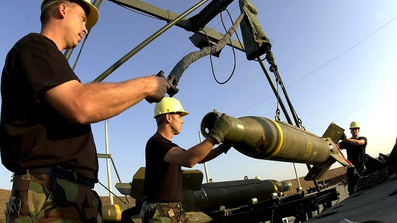 Turcia trimite tunuri și rachete antiaeriene la frontiera cu Siria