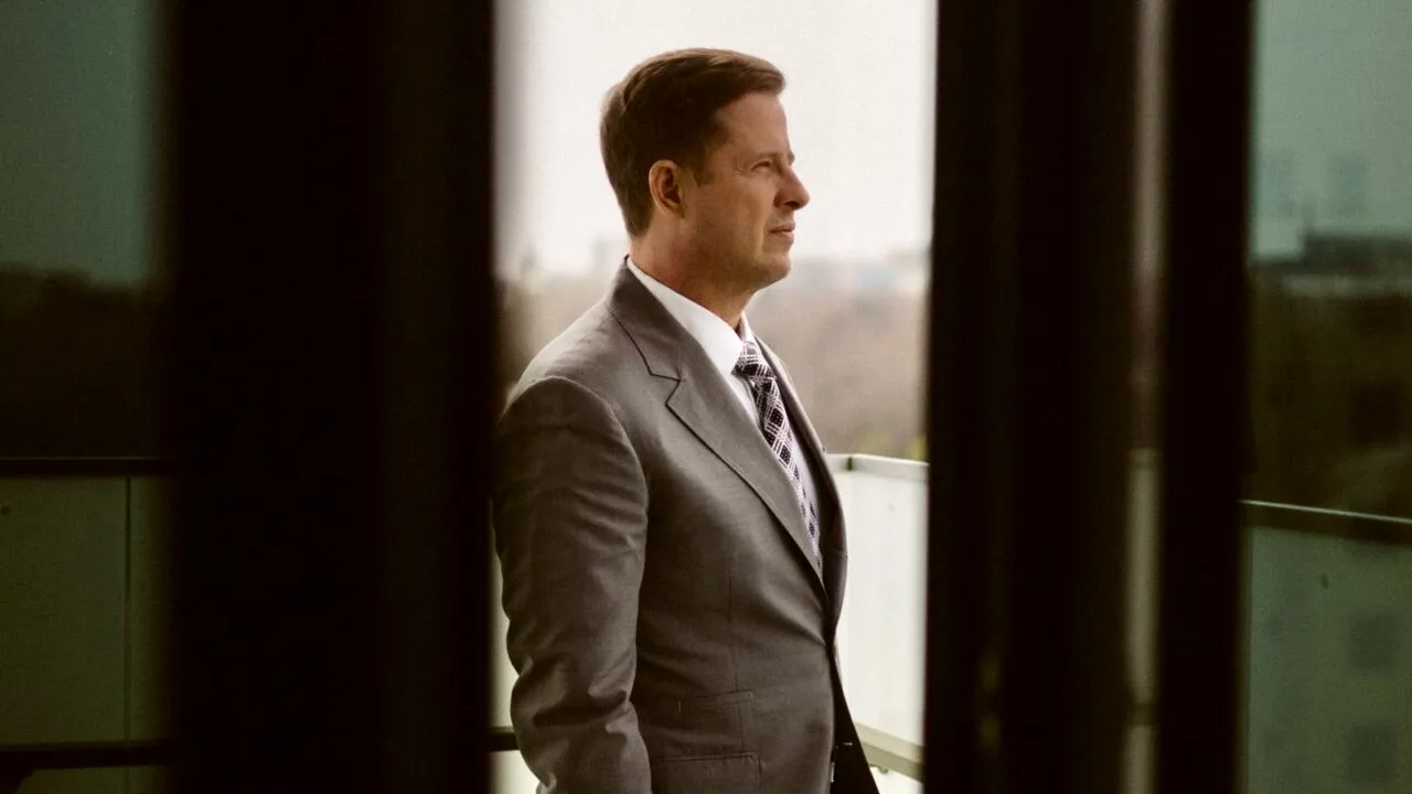 Q Magazine: Cum a devenit Ilfovul sursă de inspirație în lume. Hubert Thuma, despre tripleta nemțească Iohannis-Hellvig-Thuma: Sunt român!