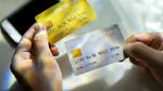 Cardul de credit și contul curent: instrumente utile pentru bugetul zilnic