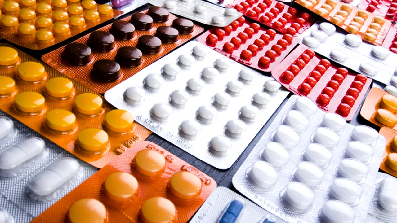 Termenul până la care trebuia făcută recalcularea prețurilor la medicamente a fost amânat. Când se va produce schimbarea