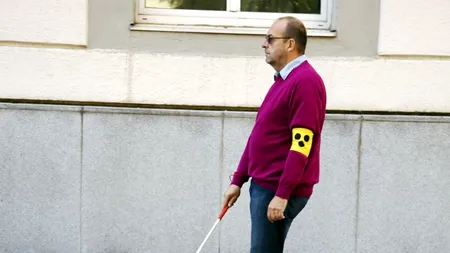 Am facultate, dar M-AU EXPULZAT DIN ÎNVĂȚĂMÂNT. Nu ne acceptă pe noi, NEVĂZĂTORII