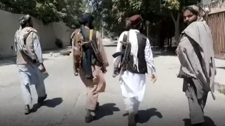 Talibanii comit „execuții din casă în casă”, după retragerea americanilor. Un clip audio demonstrează frica afganilor